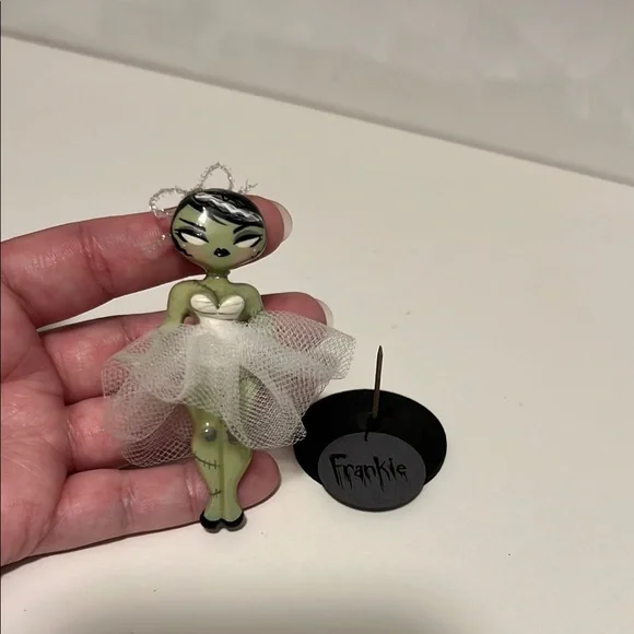 Bride of Frankenstein Pin with display stand